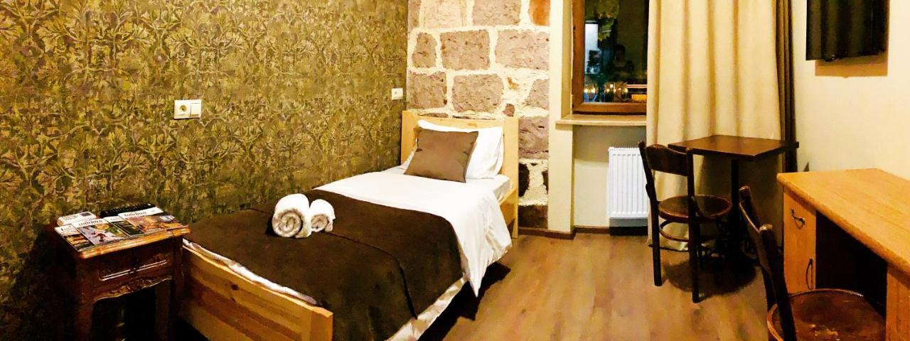 Studio Boutique Hotel At Cascade エレバン エクステリア 写真