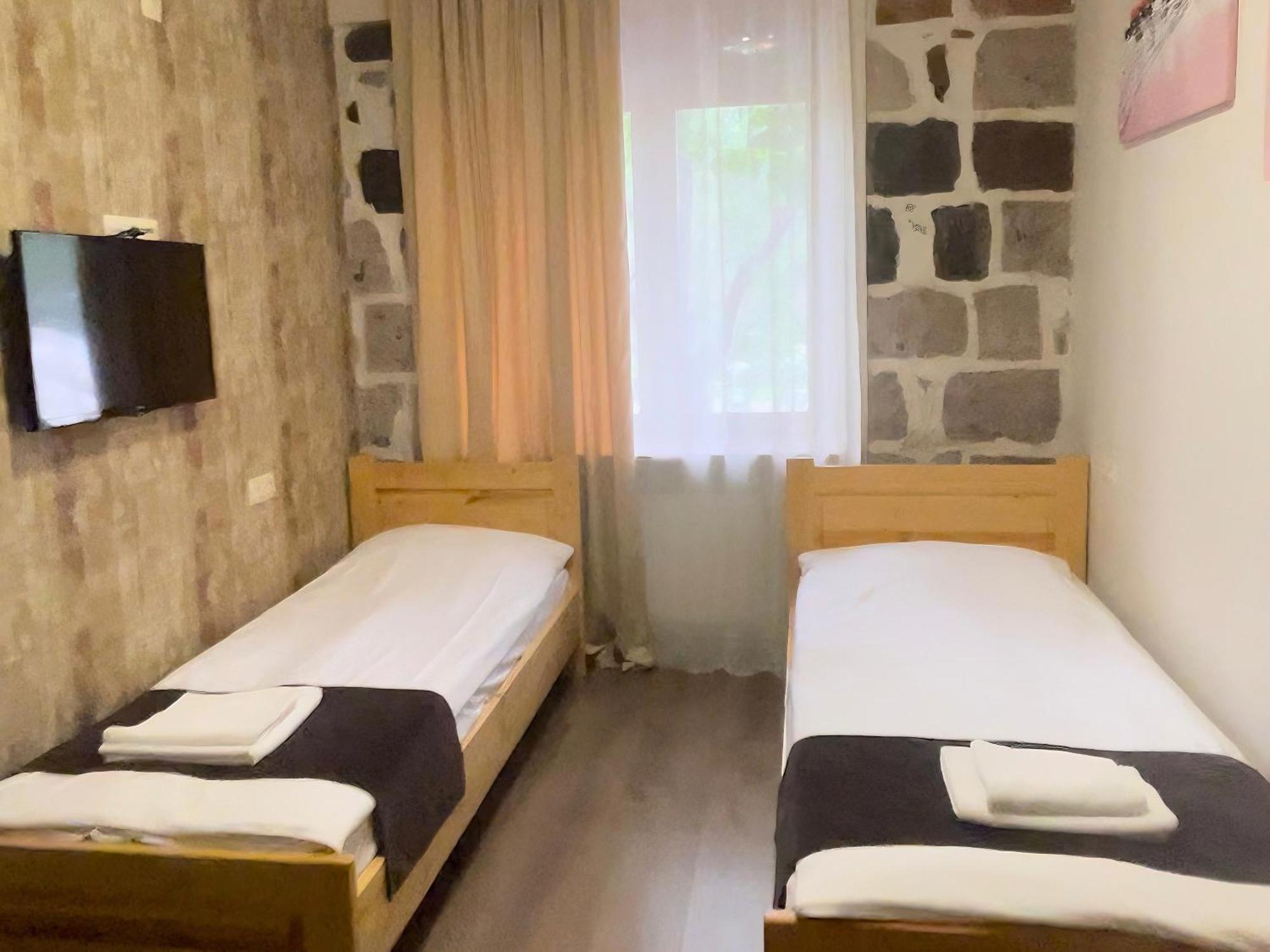 Studio Boutique Hotel At Cascade エレバン エクステリア 写真