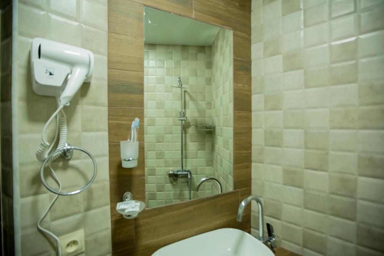 Studio Boutique Hotel At Cascade エレバン エクステリア 写真