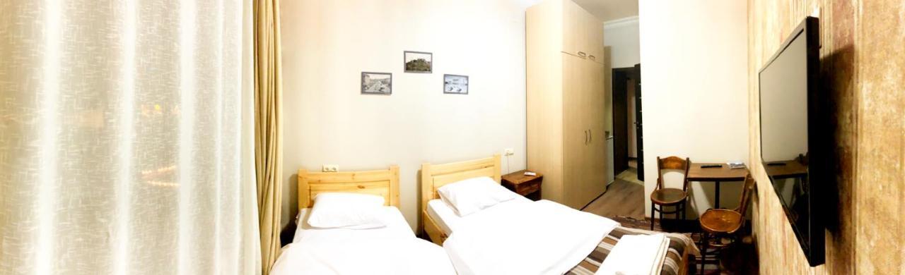 Studio Boutique Hotel At Cascade エレバン エクステリア 写真